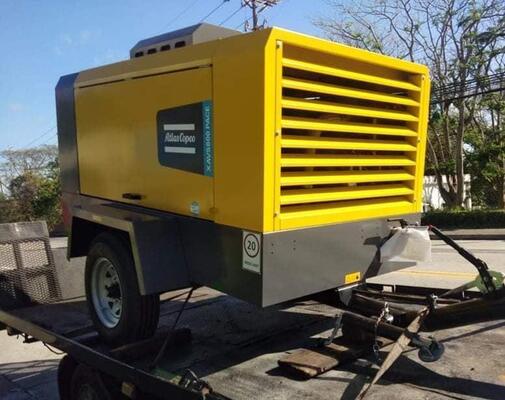 เครื่องอัดอากาศแบบพกพา XAVS600 PACE พร้อมเครื่องยนต์ Cummins อุปกรณ์อัดอากาศที่ทนทาน